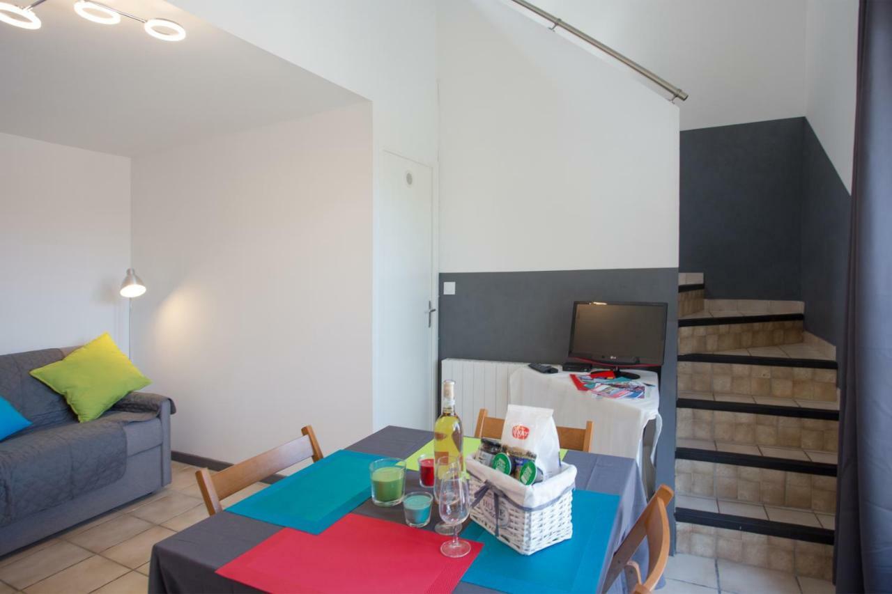 Duplex 4 Personnes A 200M De La Mer Apartment Hyères Exterior foto