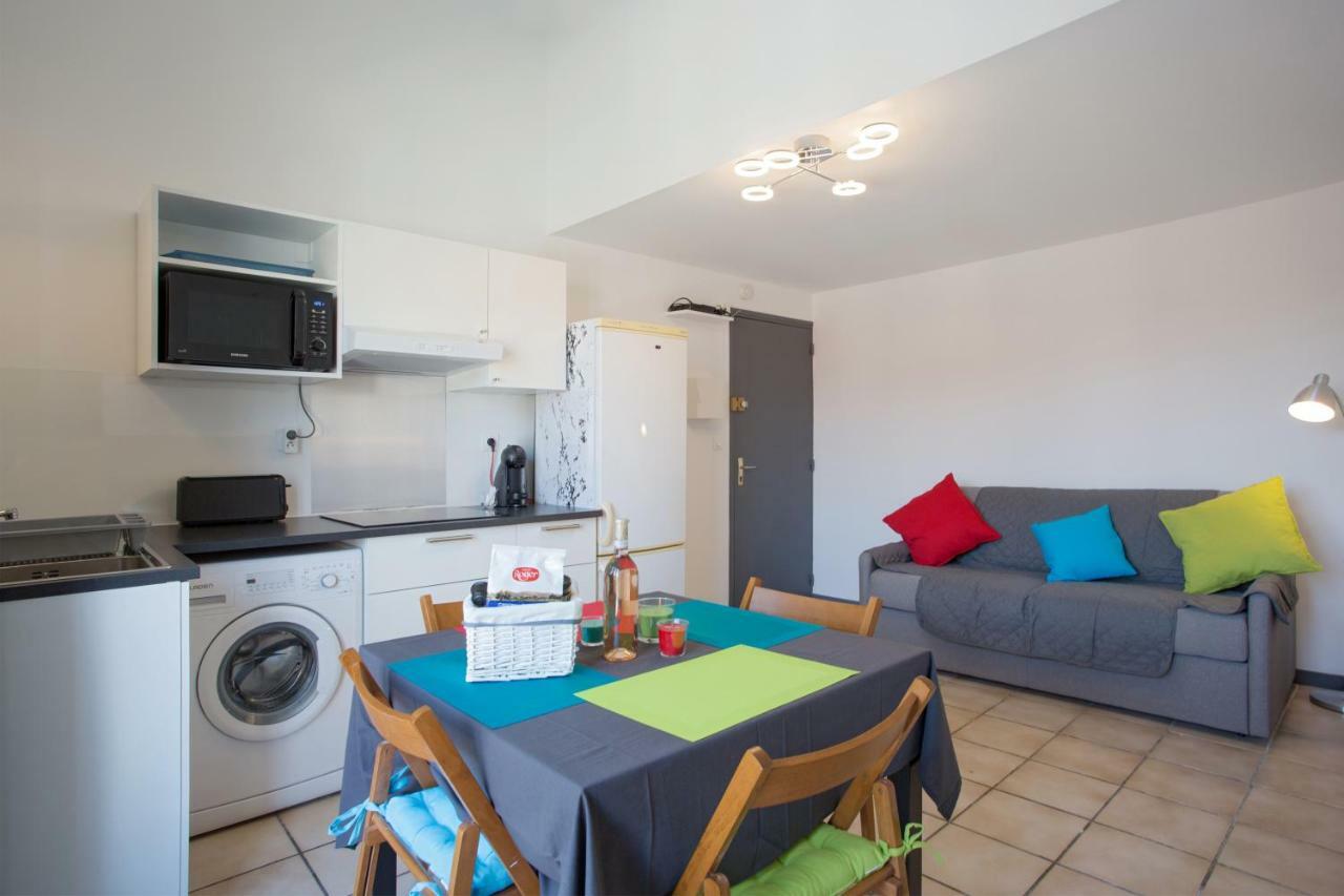 Duplex 4 Personnes A 200M De La Mer Apartment Hyères Exterior foto